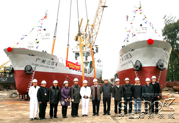 中海工业菠萝庙船厂100DWT溢油回收船试航