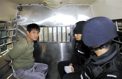 央视回应直播糯康死刑争议 称"诛枭不是看杀人"