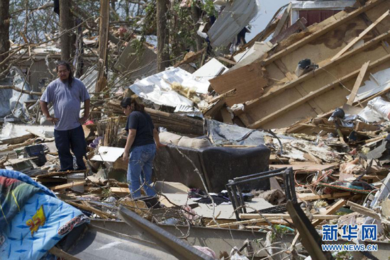 美俄克拉何马州龙卷风已致51人死亡 包括7名儿童(图)