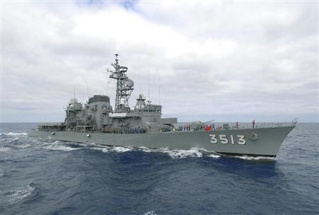 日海自训练舰偏离既定航线 险酿撞船事故