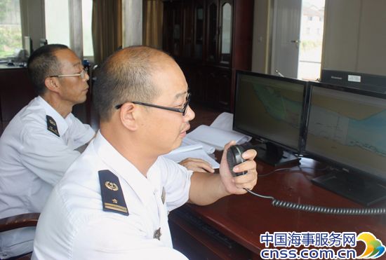 主汛期枝城长江大桥海事采用“千里眼”船舶护航
