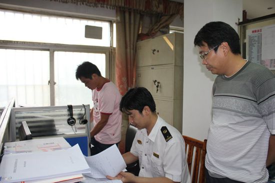 芜湖海事局林建成副局长到铜陵处检查指导工作