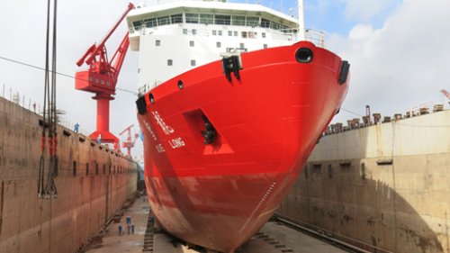 “雪龙”船改造坞内工程完成 进入全面调试阶段