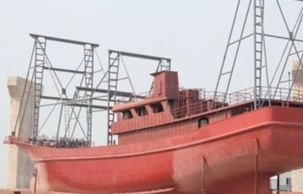 远洋渔船建造“踩刹车”