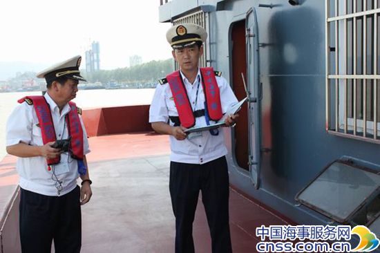 黄石海事加强船舶安检工作 提高安检质量