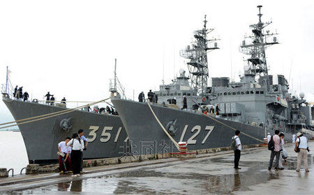 日本海上自卫队训练舰队首次停靠缅甸港口(图)