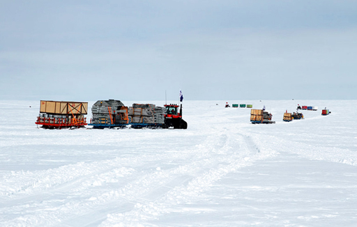 中国第30次南极考察内陆队出发