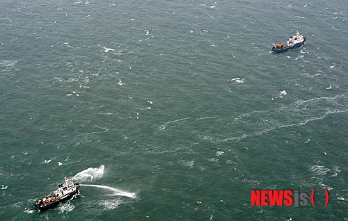 韩国海警称撞船事故所致泄露原油已全部回收