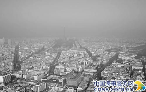 巴黎持续雾霾 PM10达创纪录峰值“甚至超过北京”