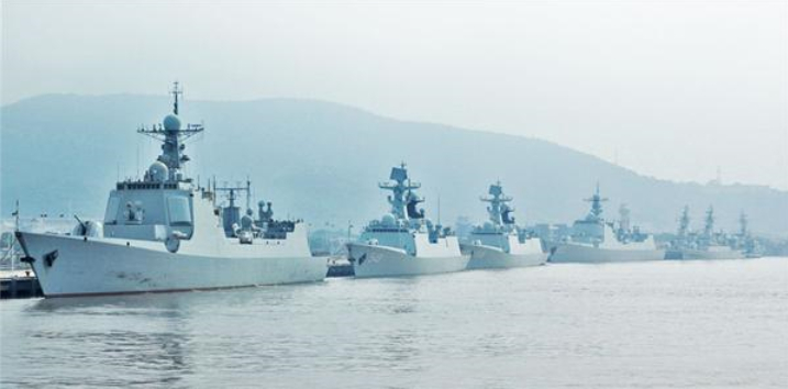 安倍被震惊了！中国造船厂同时开建5艘神盾战舰