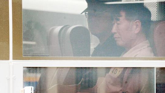 韩沉船事故将举行公审 15名船员出庭受审