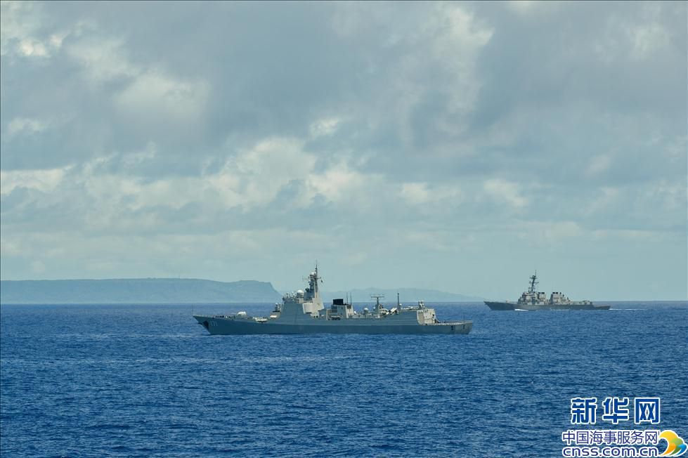 中国军舰抵达关岛与美军会合【高清】