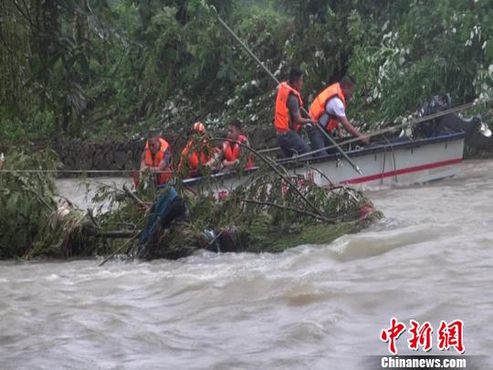 浙江金华江将出现20年最大洪水 水位超警戒