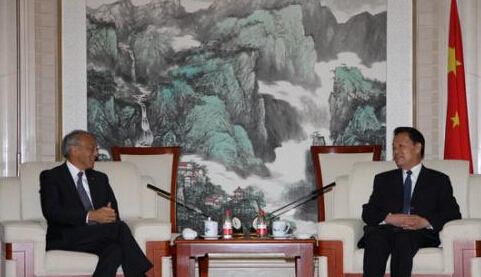 Minister of Transport Yang Chuantang meets with OOIL CEO
