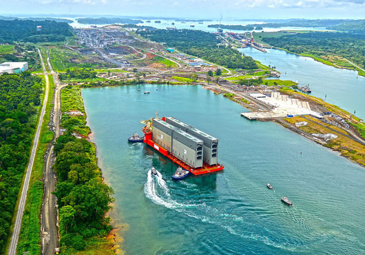 Rivals in the world  make Panama canal in stress