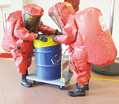 香港海面发生化学品泄漏事故 消防专队火速处理