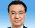 China Factory-Output Slump Tests Premier Li’s Resolve
