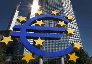 Euro Banks to Increase Bad Shipping Loan Provisions by Quarter