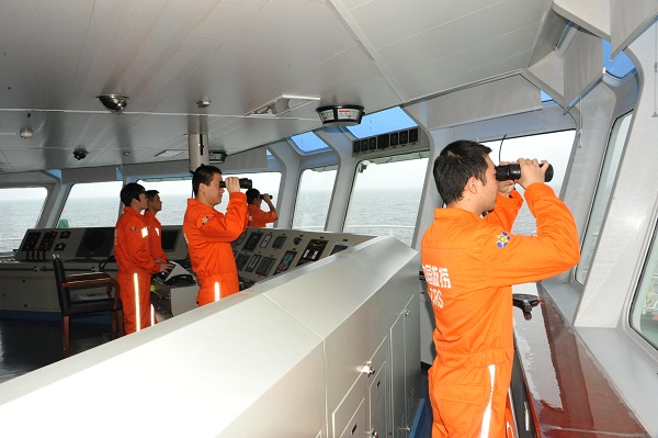 “东海救101”轮大风浪中连续4昼夜搜寻失踪渔民