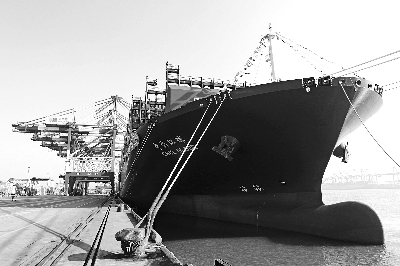 青岛港备战大船时代