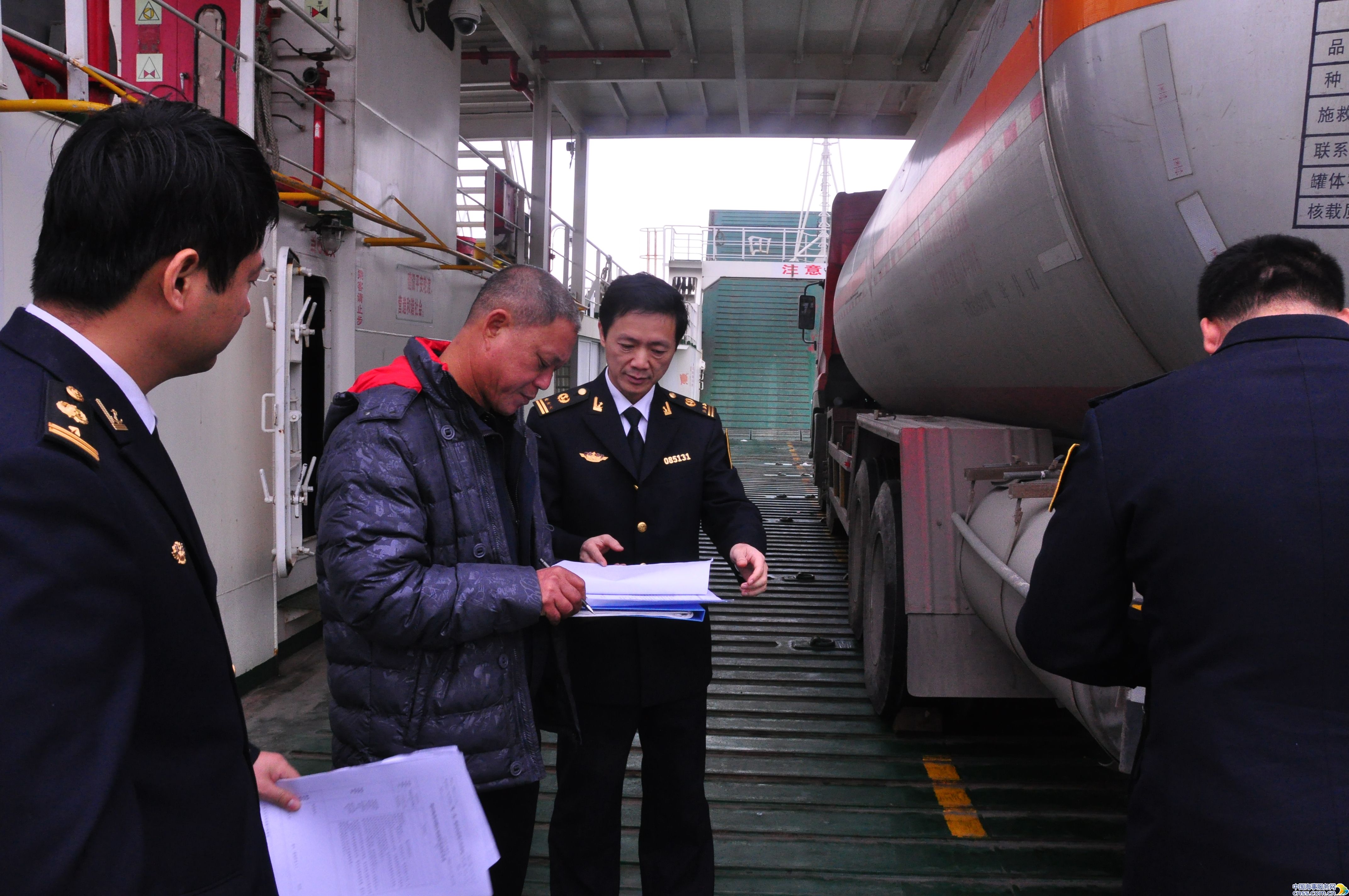 2014年莆田南日海事安全保障危险品专船专渡47艘次