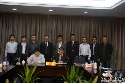 中海散运与国投电力签署海运战略合作