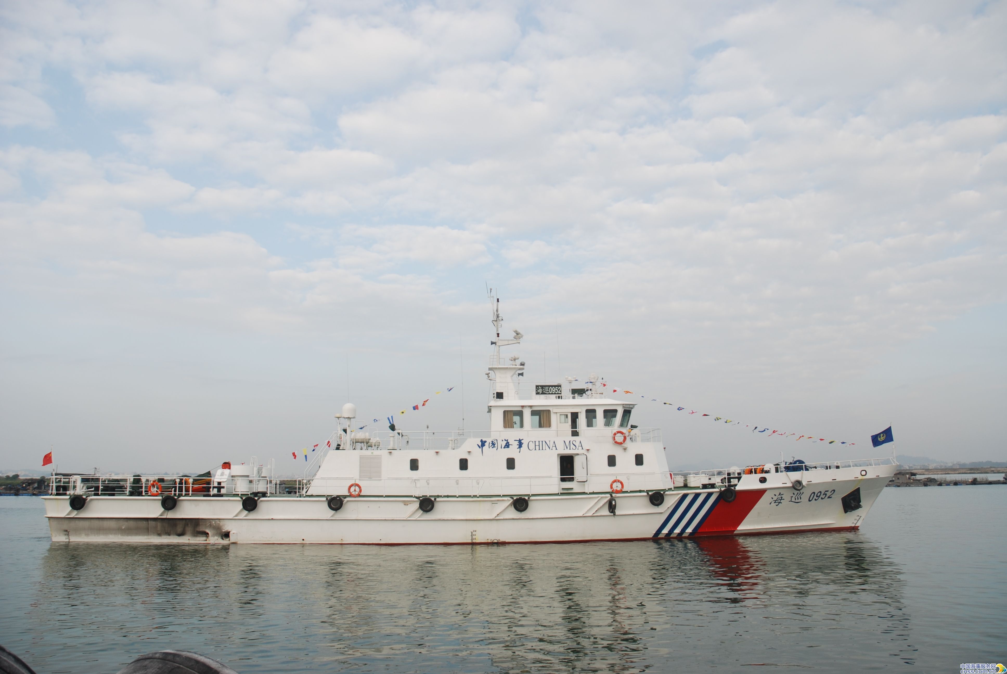 茂名海事“海巡0952”船喜获“安全优秀船舶”称号