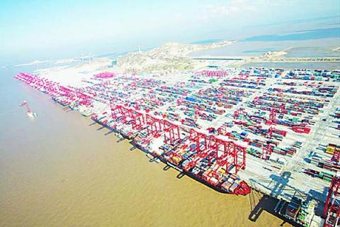 2014年全球十大港口排行榜发布 唐山港跻身世界前五