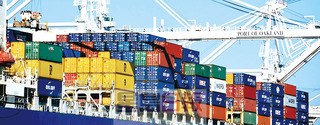 美奥克兰港口货物积压严重 华商损失巨大