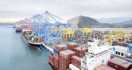 釜山港去年净收入9,700万美元