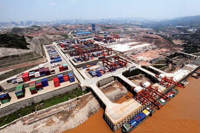 重庆港九集装箱吞吐量已占重庆水路的90%