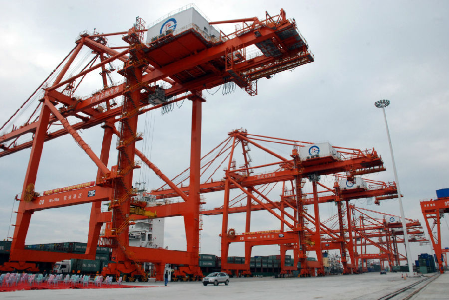 中国与新加坡合建北部湾钦州港口