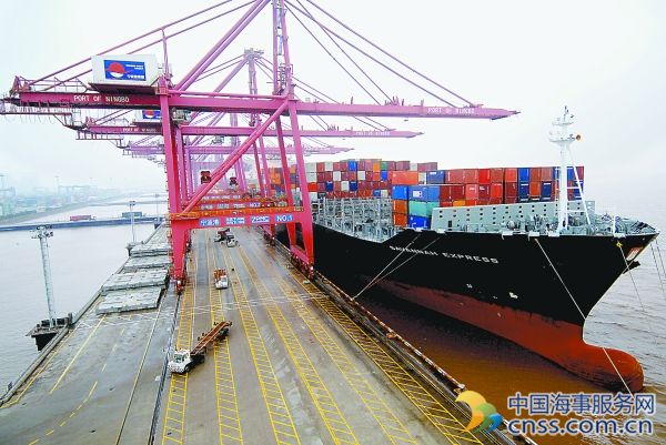 宁波港口集装箱吞吐量半年超1000万标准箱