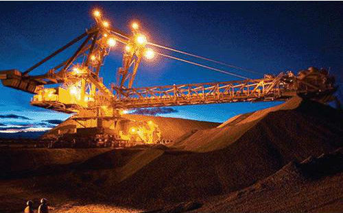 Iron Ore Volatility at Record as China Stocks Gyrate