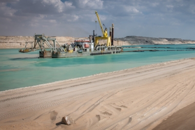 Development plans amongst anti-terror rhetoric at New Suez Canal opening