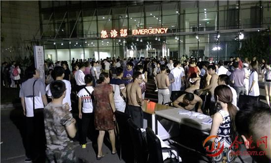 天津滨海新区塘沽物流堆场爆炸现场 致13人死亡