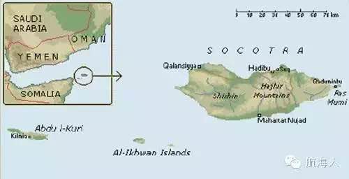 海上求生：散货船沉没亚丁湾，游到小岛待救