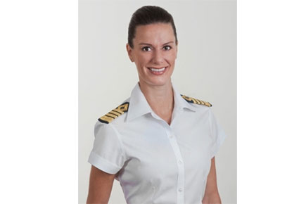 精致邮轮首位女船长将于8月份正式任职