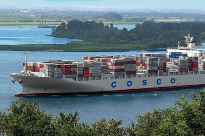 China Cosco swings to profit on strong government subsidies