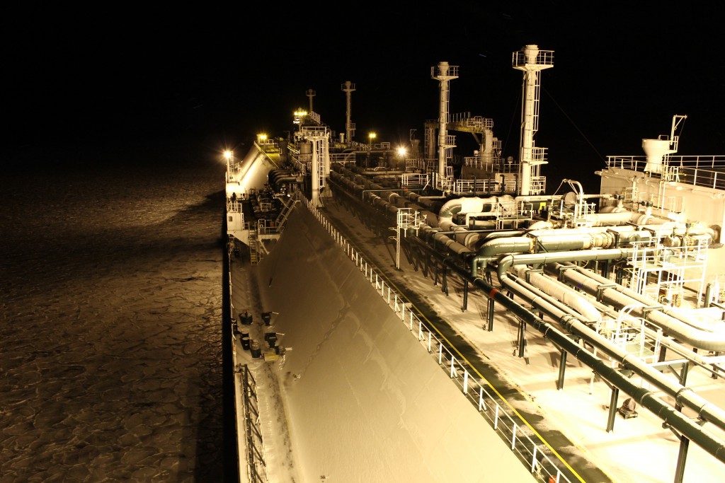 CMES Votes to Invest in Five Arctic LNG Carriers