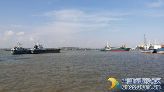 泗水港：印尼航运市场的缩影