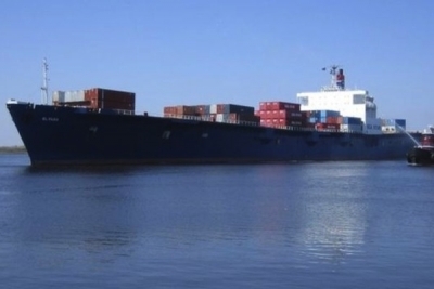 Former El Faro crew members say ship suffered structural problems