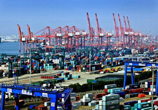 大连港与招商局国际、吉布提港签署三方合作备忘录