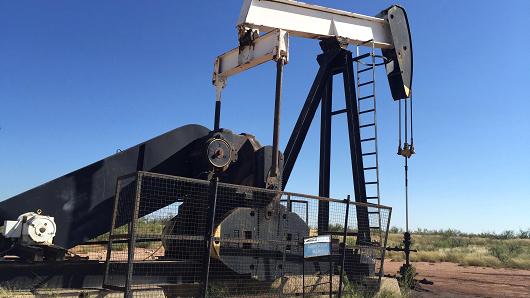 Chinese investment company to buy Texas oil fields for $1.3B