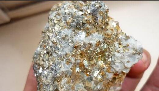 山东莱州发现超大型金矿 海下2000米现黄金王国