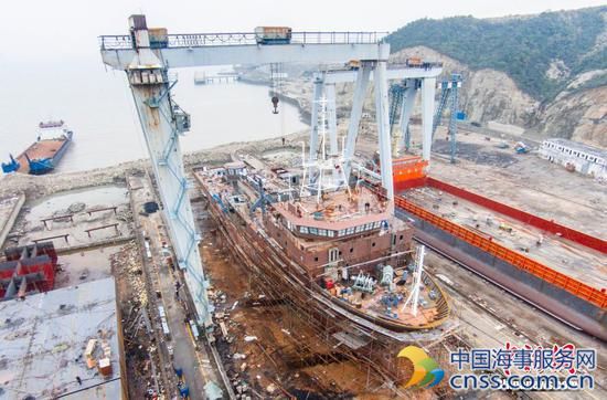 中国首艘万米级深渊科考母船基本成型