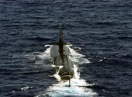 越南抗议中国在永兴岛建油站 派基洛潜艇巡南海