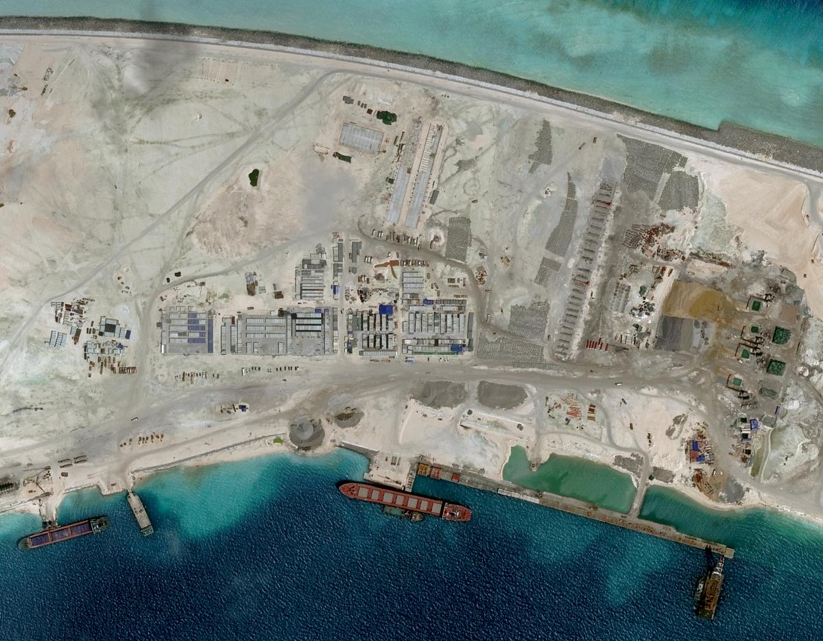 菲团体诬中国在美济礁建潜艇基地