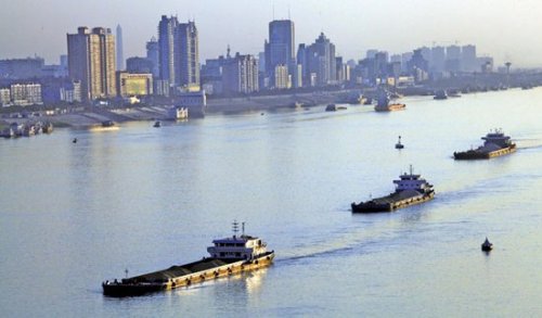 开展长江港口一体化改革试点 加强港口资源整合