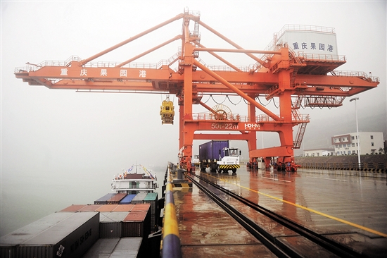 重庆港集装箱和港口吞吐能力分别增长160%、135%